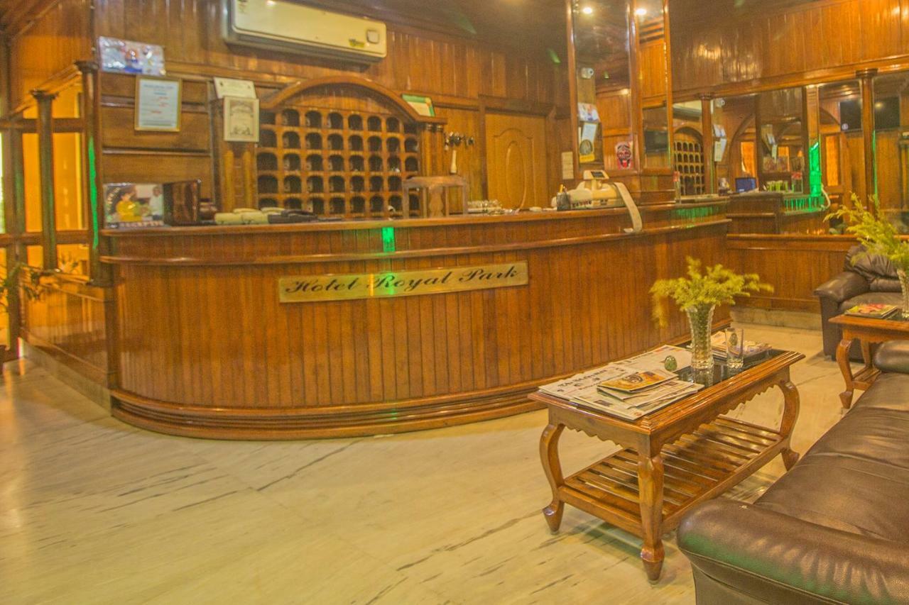 Oyo 44995 Royal Park Hotel Malda Ngoại thất bức ảnh
